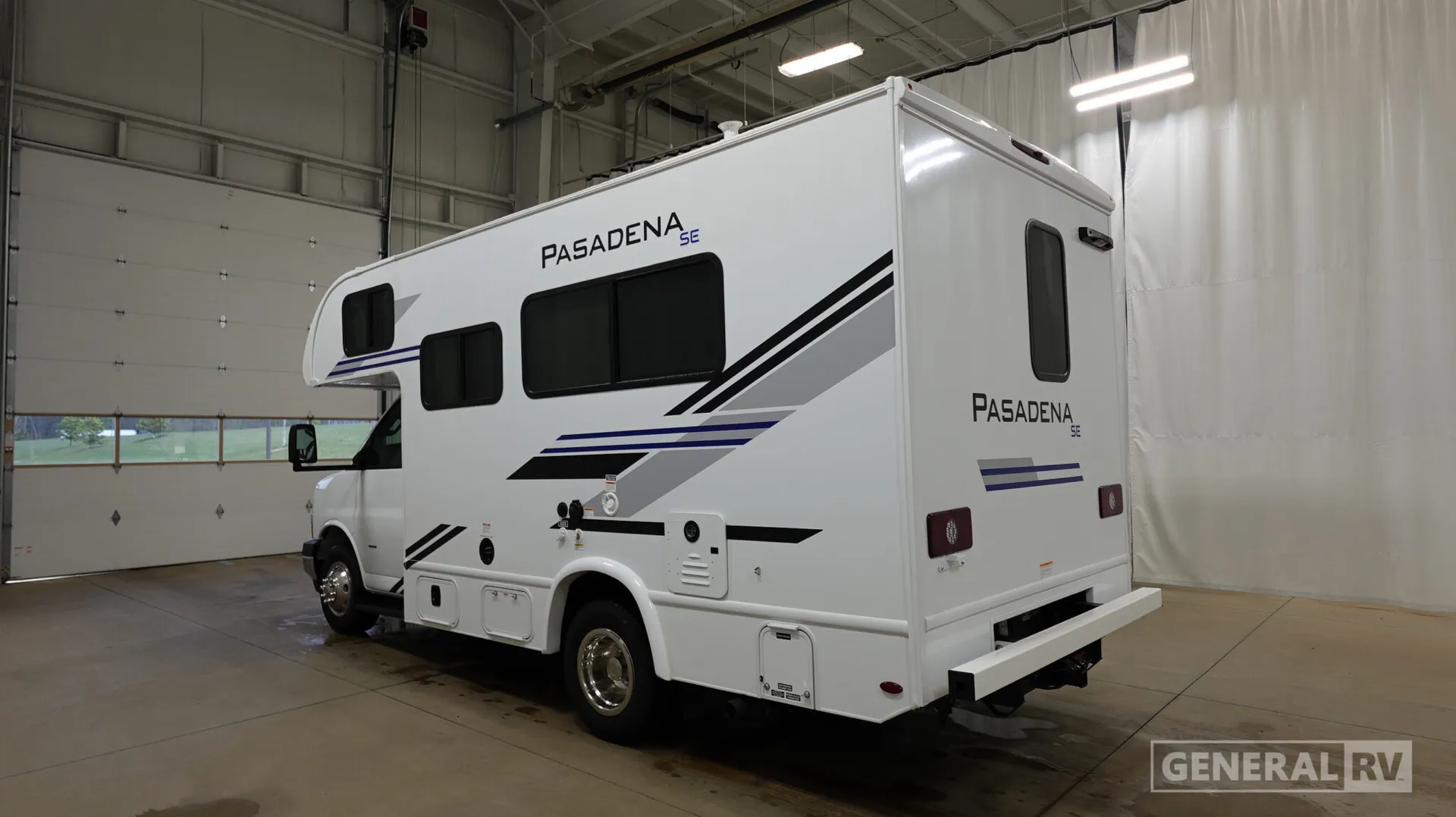 2027 Thor Motor Coach Pasadena SE SX19 Chevy - Photo 4