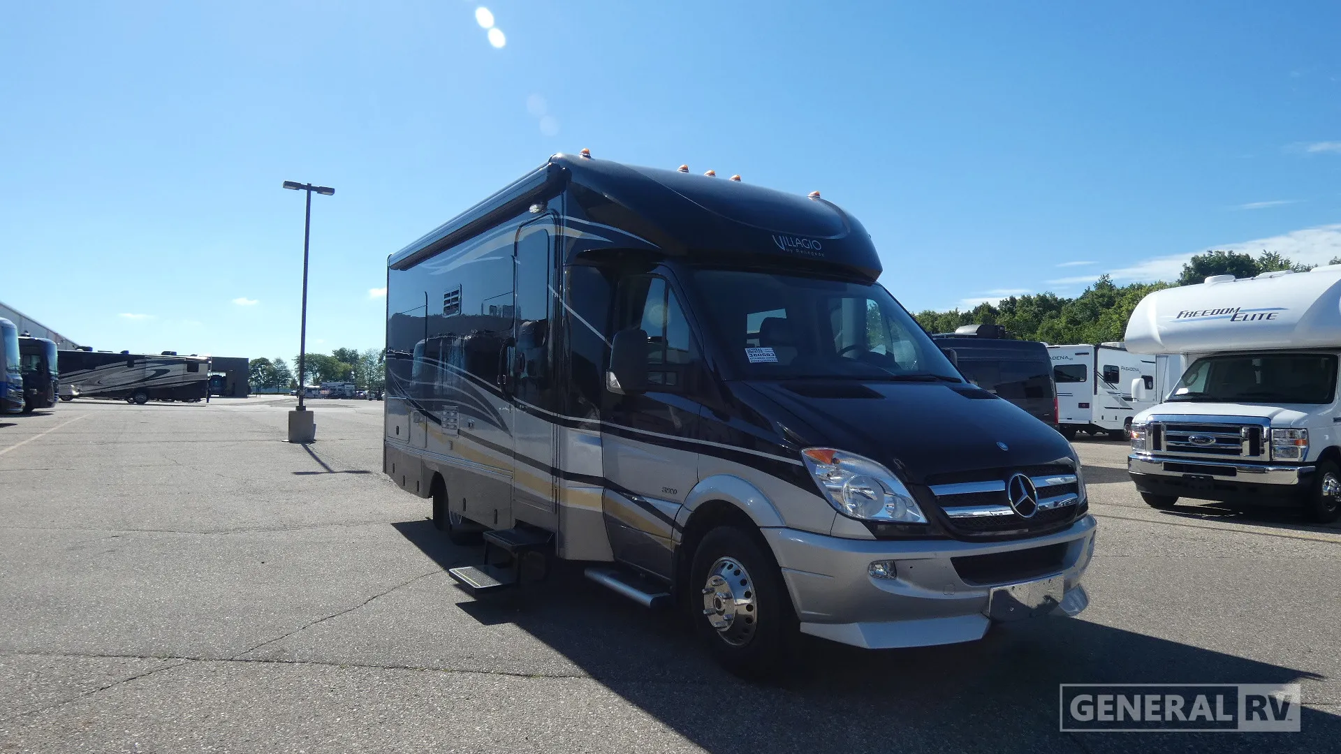 2014 Renegade Villagio 25RBS - Photo 2