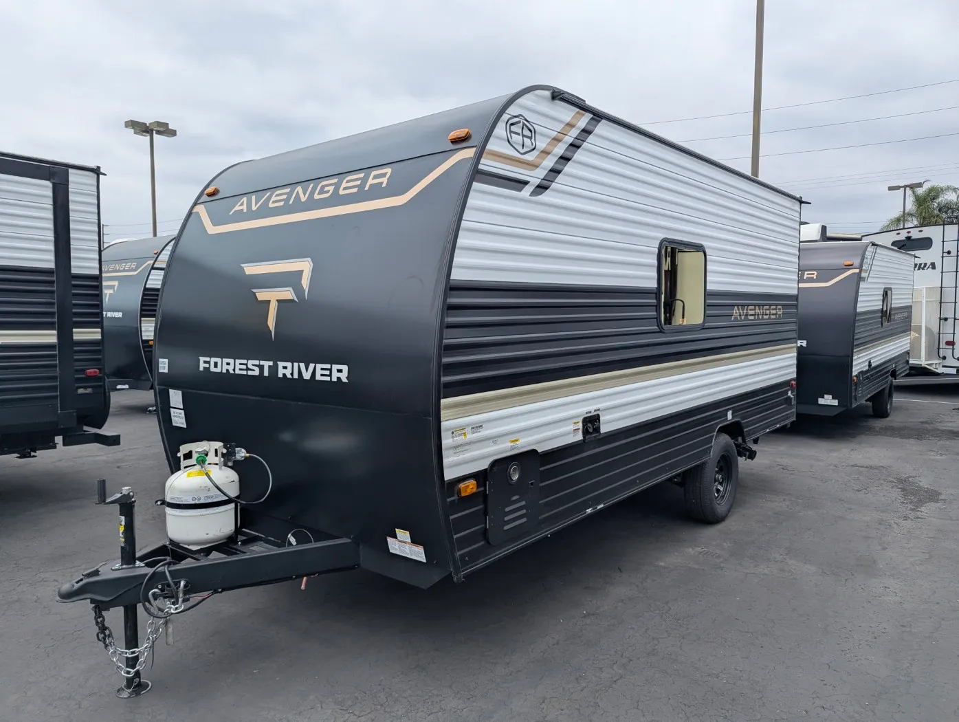 2027 Prime Time Avenger LT 16BHX - Photo 4