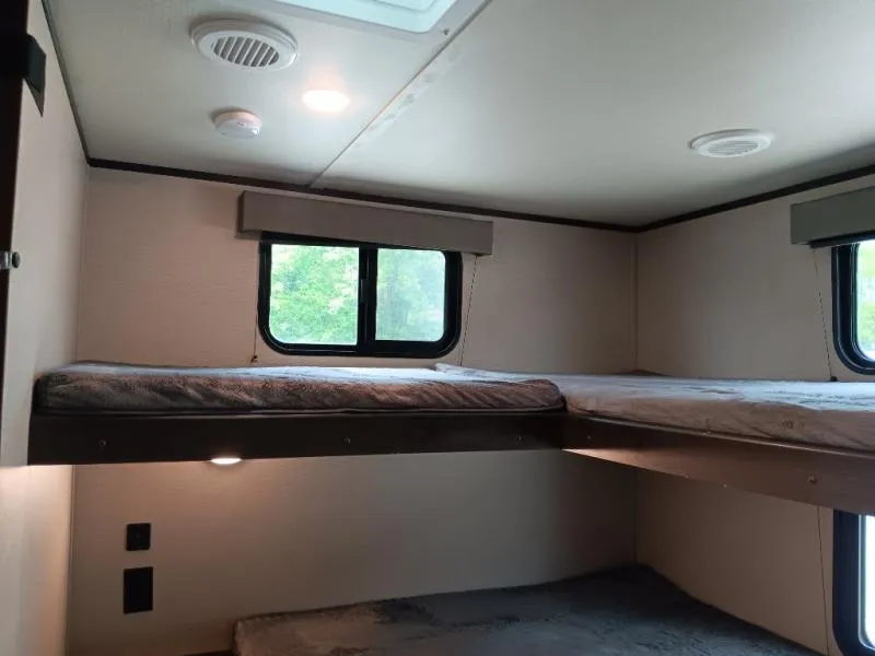 2023 Grand Design Transcend Xplor 297QB - Photo 4