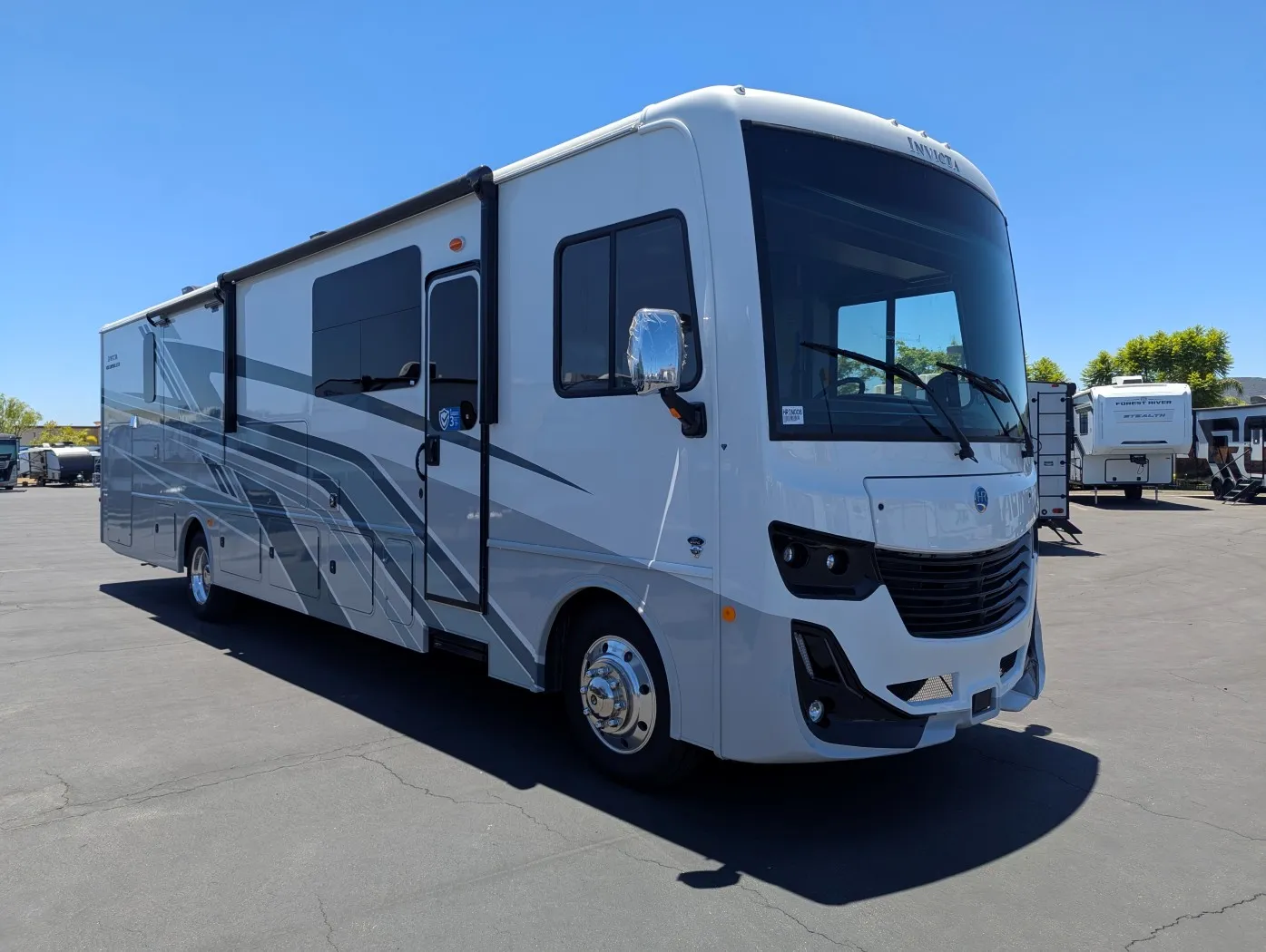 2026 Holiday Rambler Invicta 36Y - Photo 2