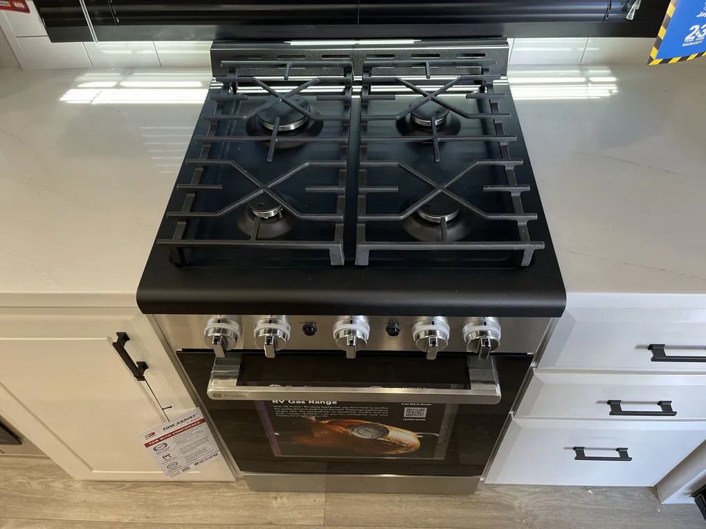 2027 Jayco Pinnacle 32RLTS, Photos photo 9