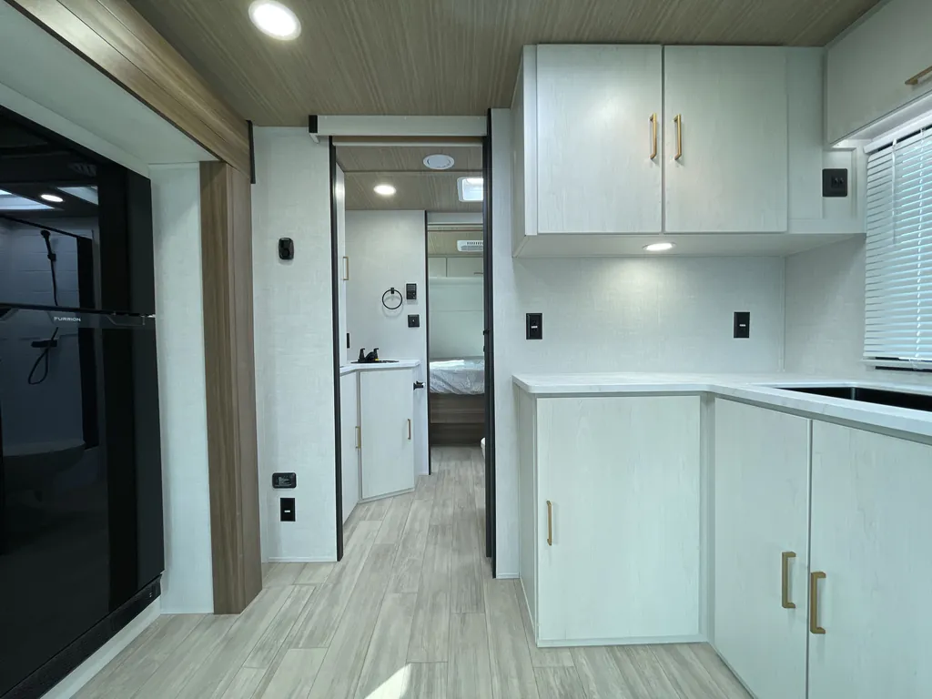 2026 Forest River Vibe Extreme Lite 2400RB, Photos photo 15
