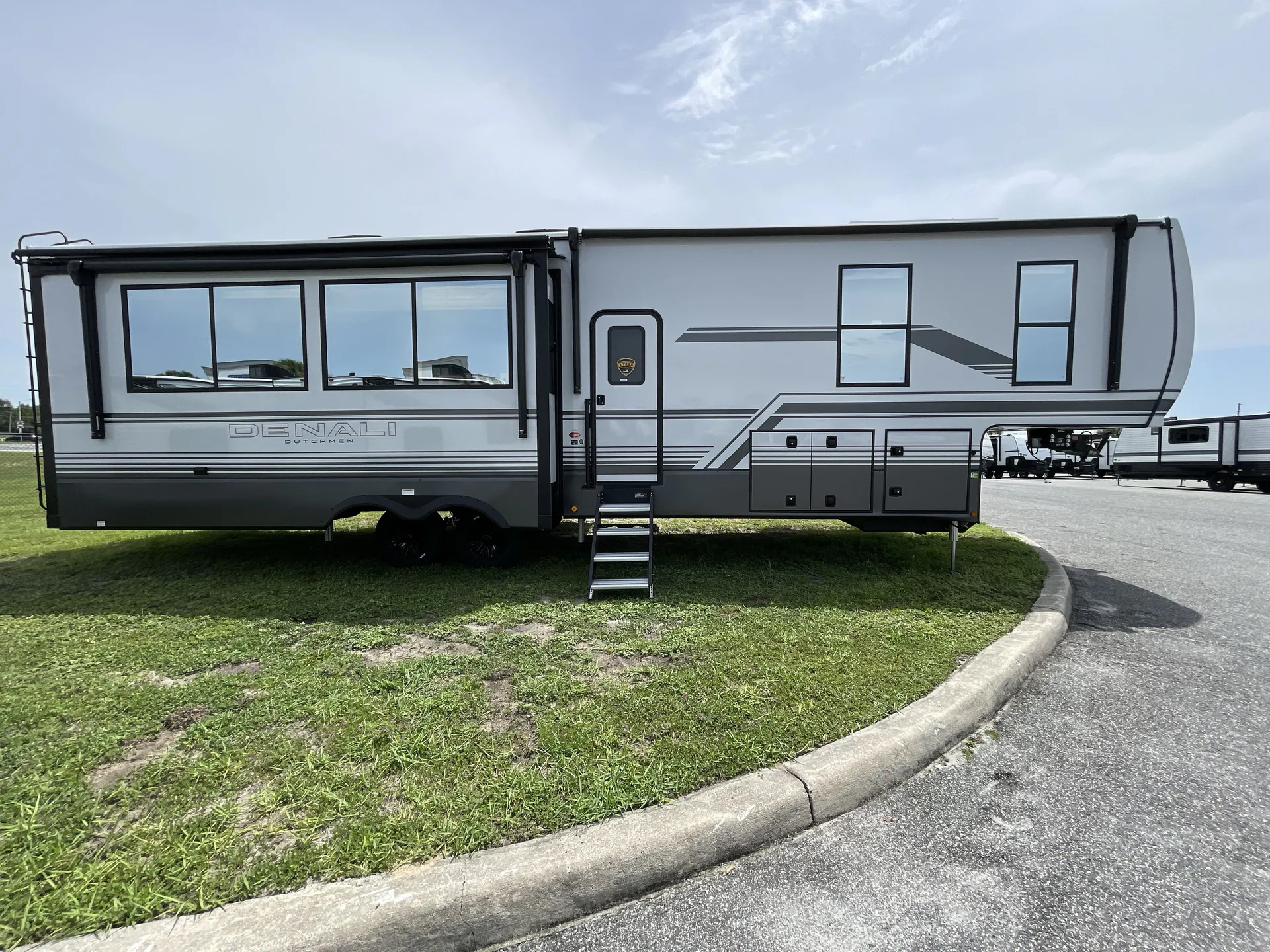 2026 Dutchmen Denali 366RK — living area main