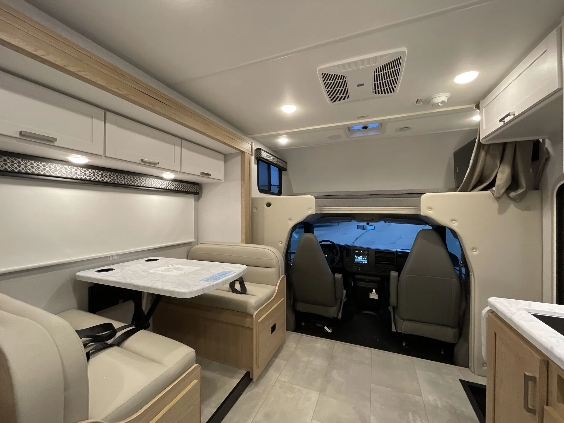 2026 Thor Motor Coach Freedom Elite 25HZ — living area main