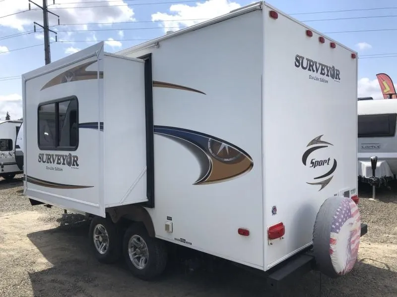 2011 Forest River RV Surveyor Sport Used    SP-189 - Photo 3