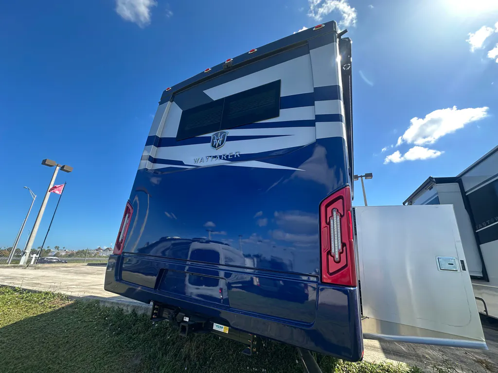 2026 Tiffin Wayfarer 25 XLW, Photos photo 16