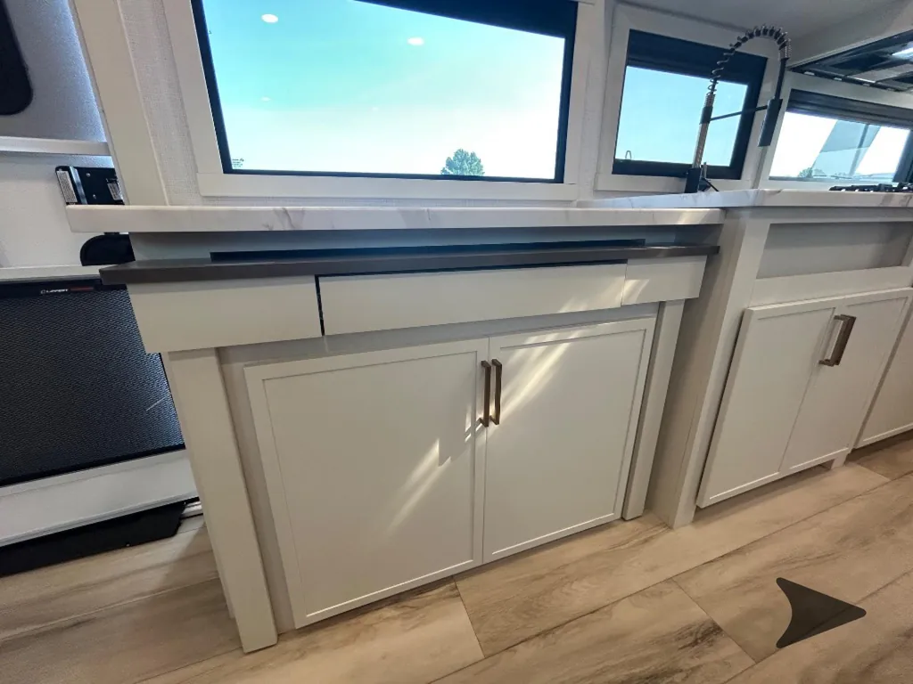 2026 Brinkley Model Ix 20X, Photos photo 40