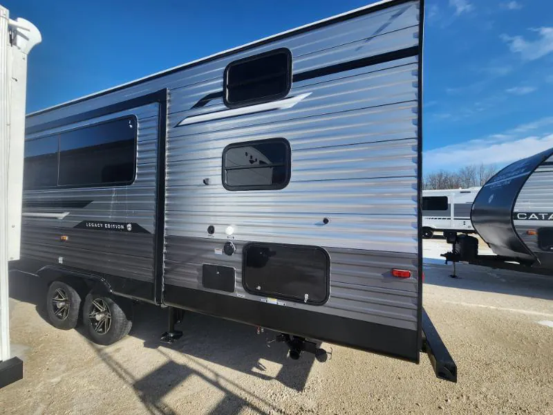2026 Coachmen Catalina Legacy Edition 273DBHCK, Photos photo 59