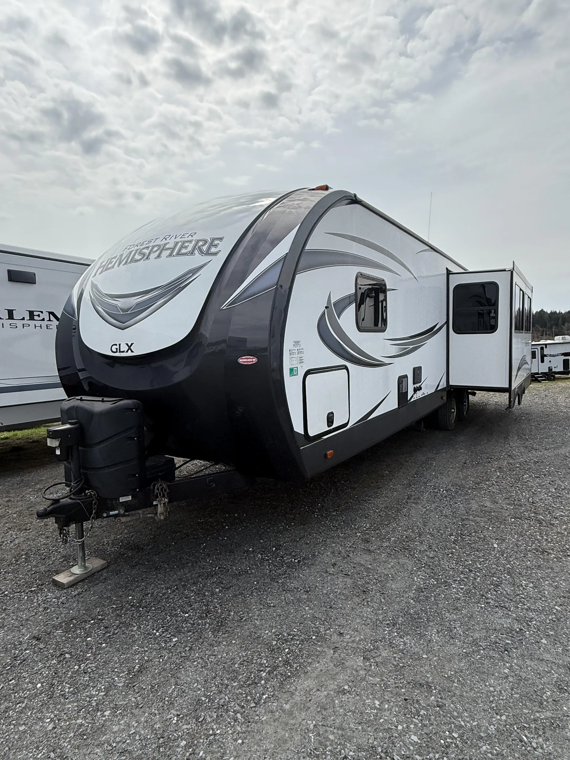 2019 Forest River SALEM HEMISPHERE 282RK - Photo 3
