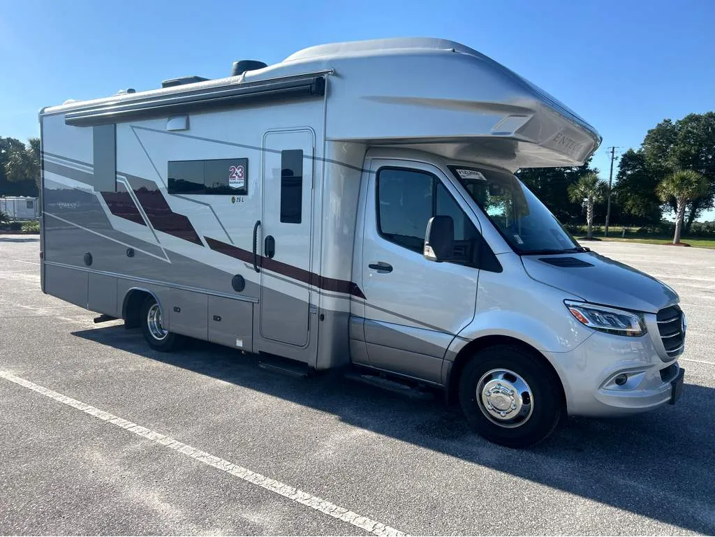 2027 Entegra Coach Qwest 25L - Photo 2