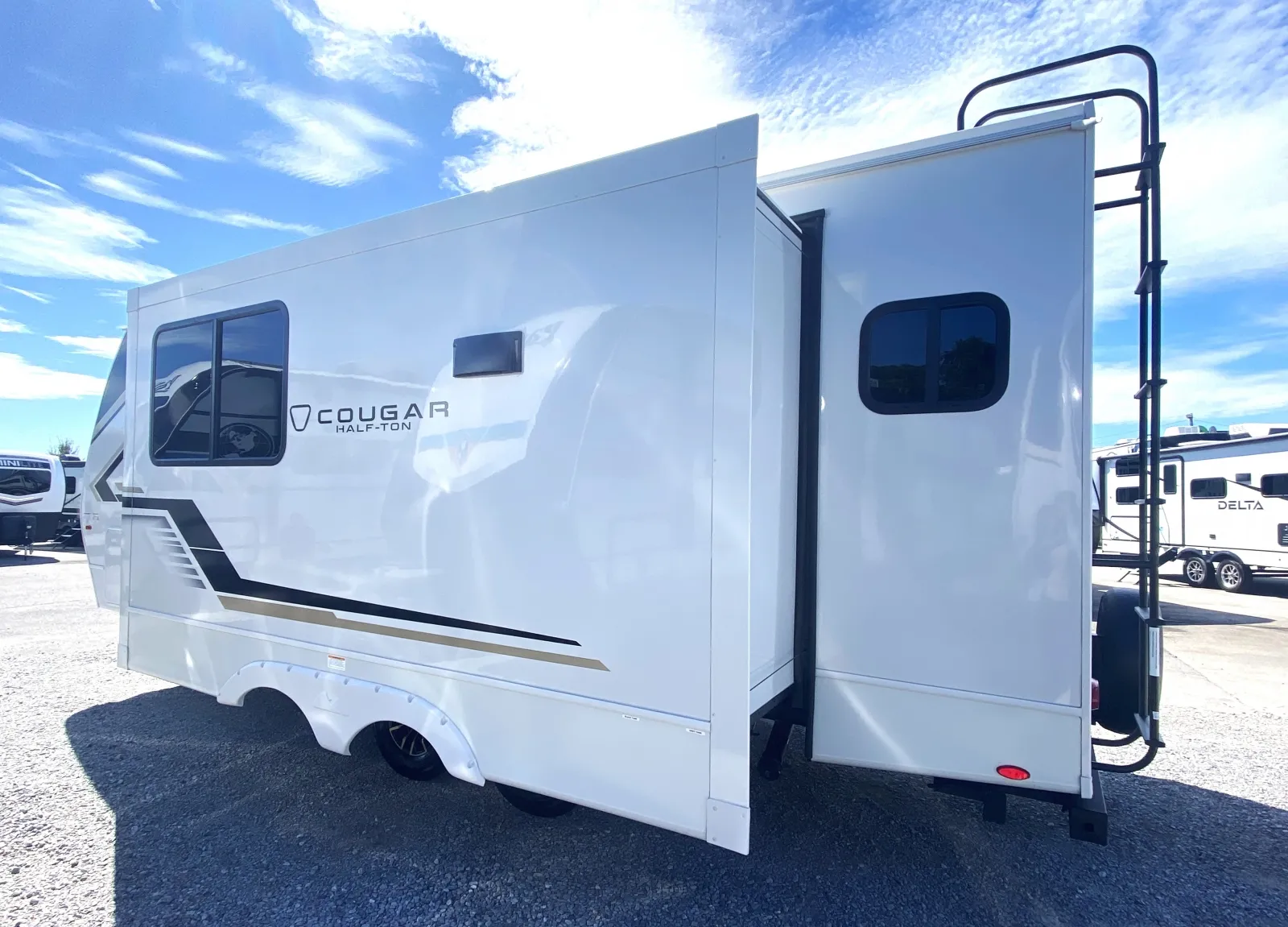 2026 Keystone RV Cougar Half-Ton 22MLS - Photo 3