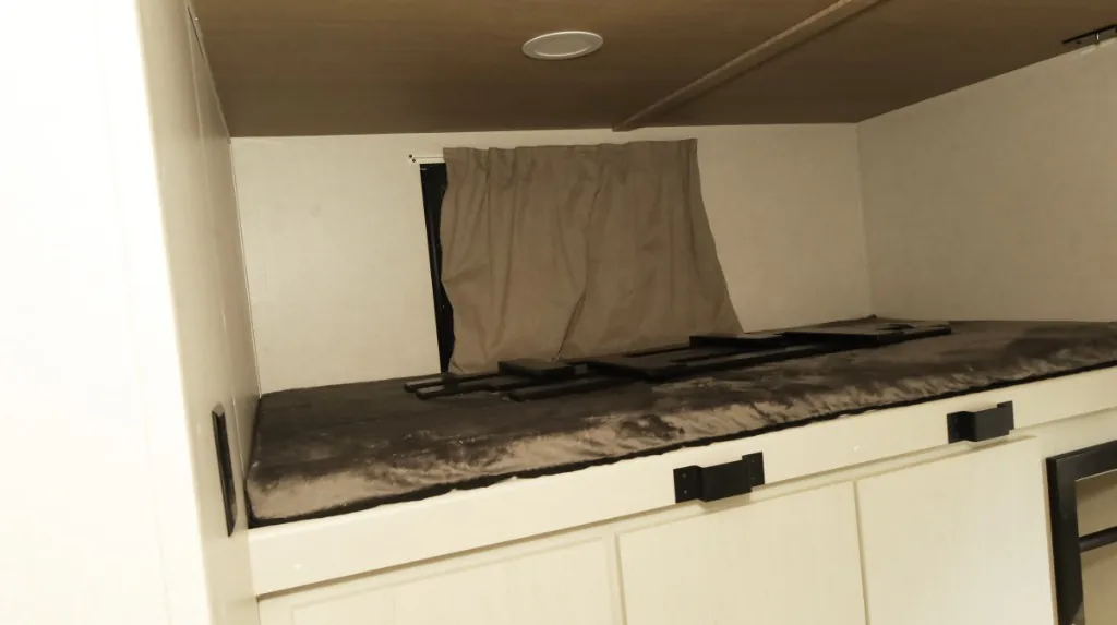 2027 Forest River Vibe 3400BH, Photos photo 6