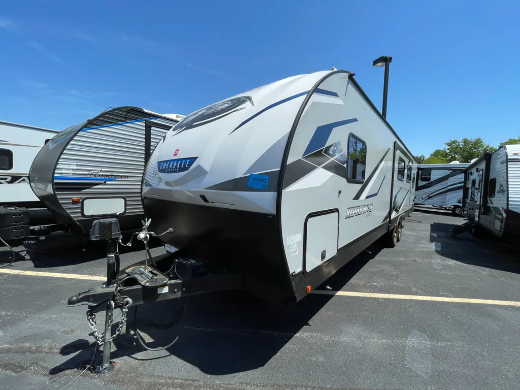 2023 Forest River Cherokee Alpha Wolf 30RDB-L, Photos photo 17