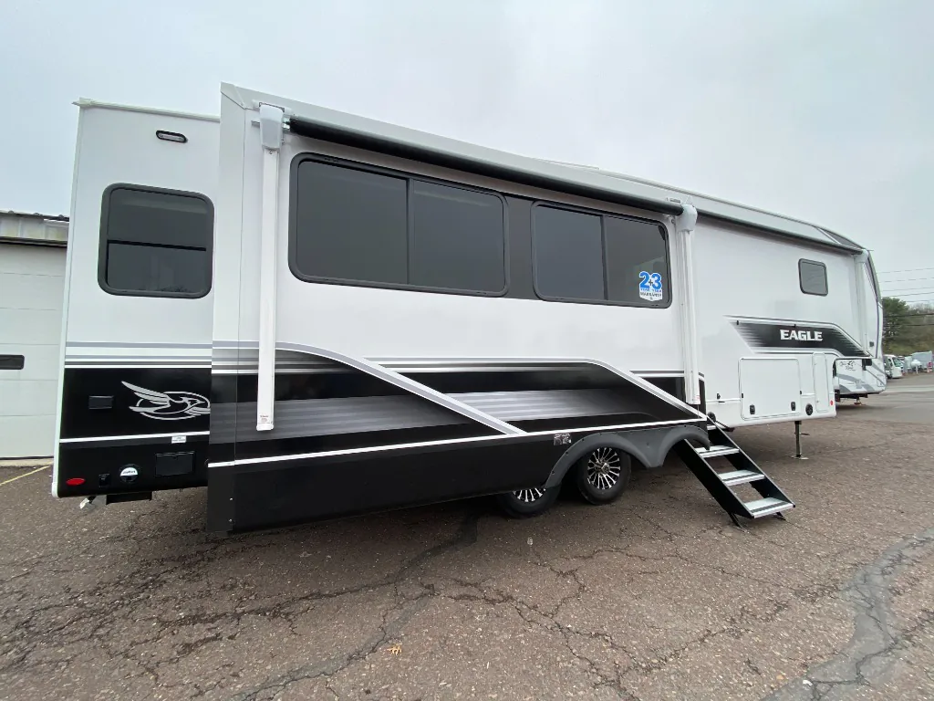 2026 Jayco Eagle 321RSTS, Photos photo 9