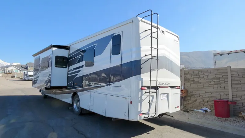 2026 Newmar Bay Star 3609 - Photo 4