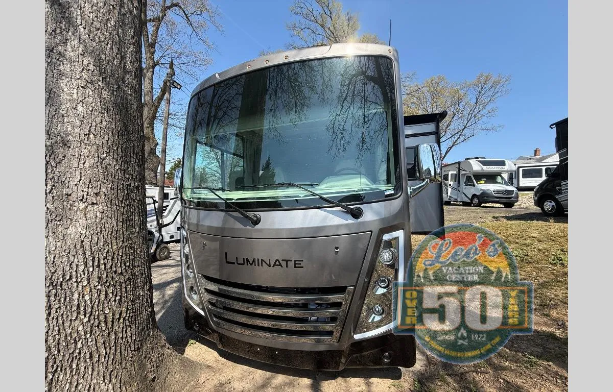 2026 Thor Motor Coach Luminate CC35 - Photo 2