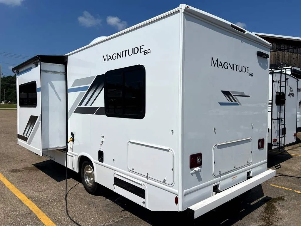 2026 Thor Motor Coach Magnitude GZ25 - Photo 3