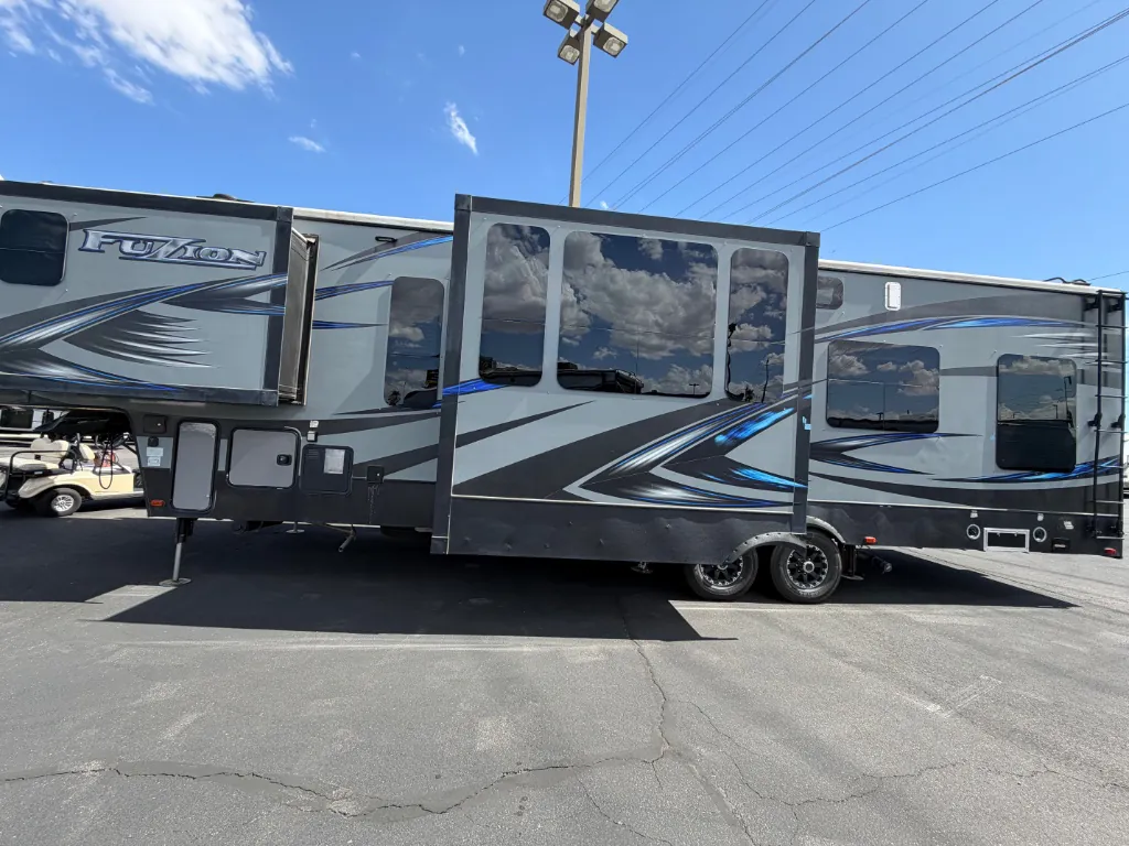 2016 Keystone Fuzion 385 - Photo 4