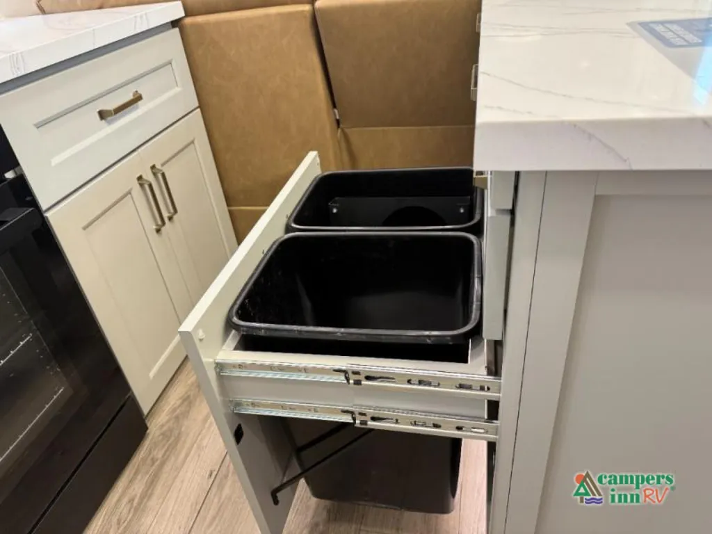 2025 Brinkley Model G 3970, Photos photo 16