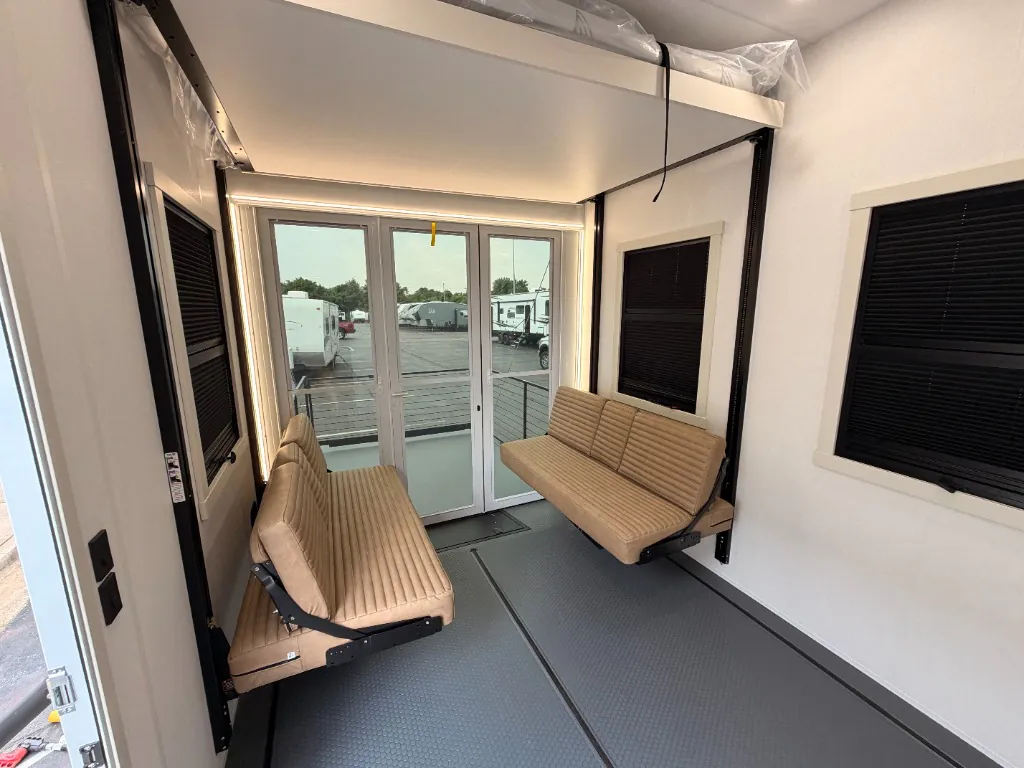 2027 Brinkley Model G 3970, Photos photo 52