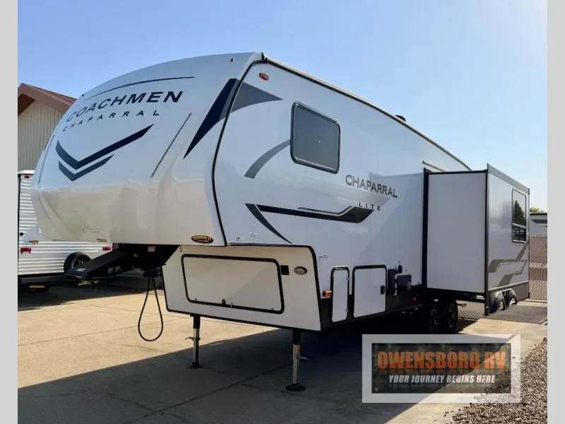 2025 Coachmen Chaparral Lite 254RLS - Photo 3