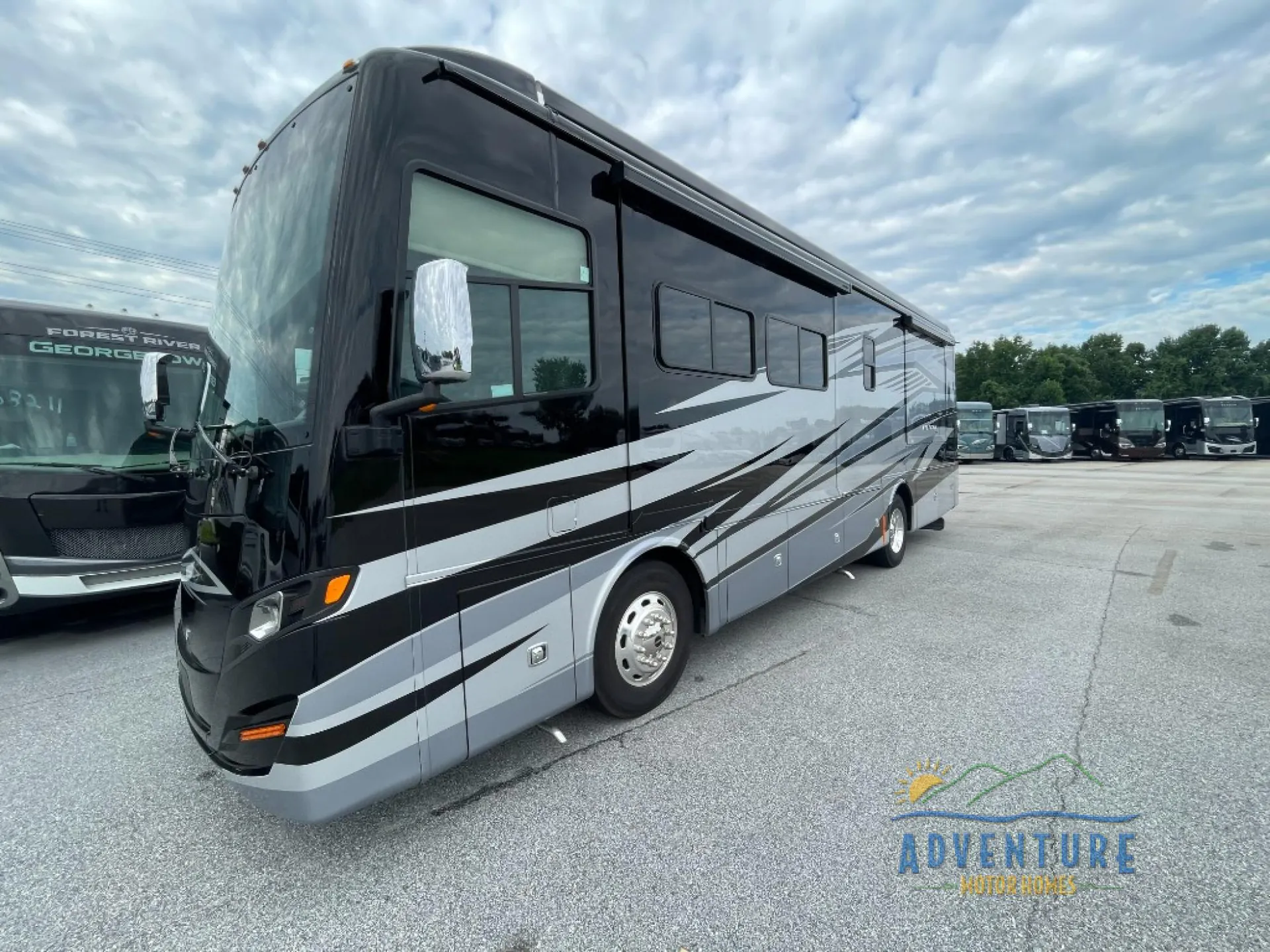 2023 Tiffin Allegro Red 360 33 AA - Photo 2