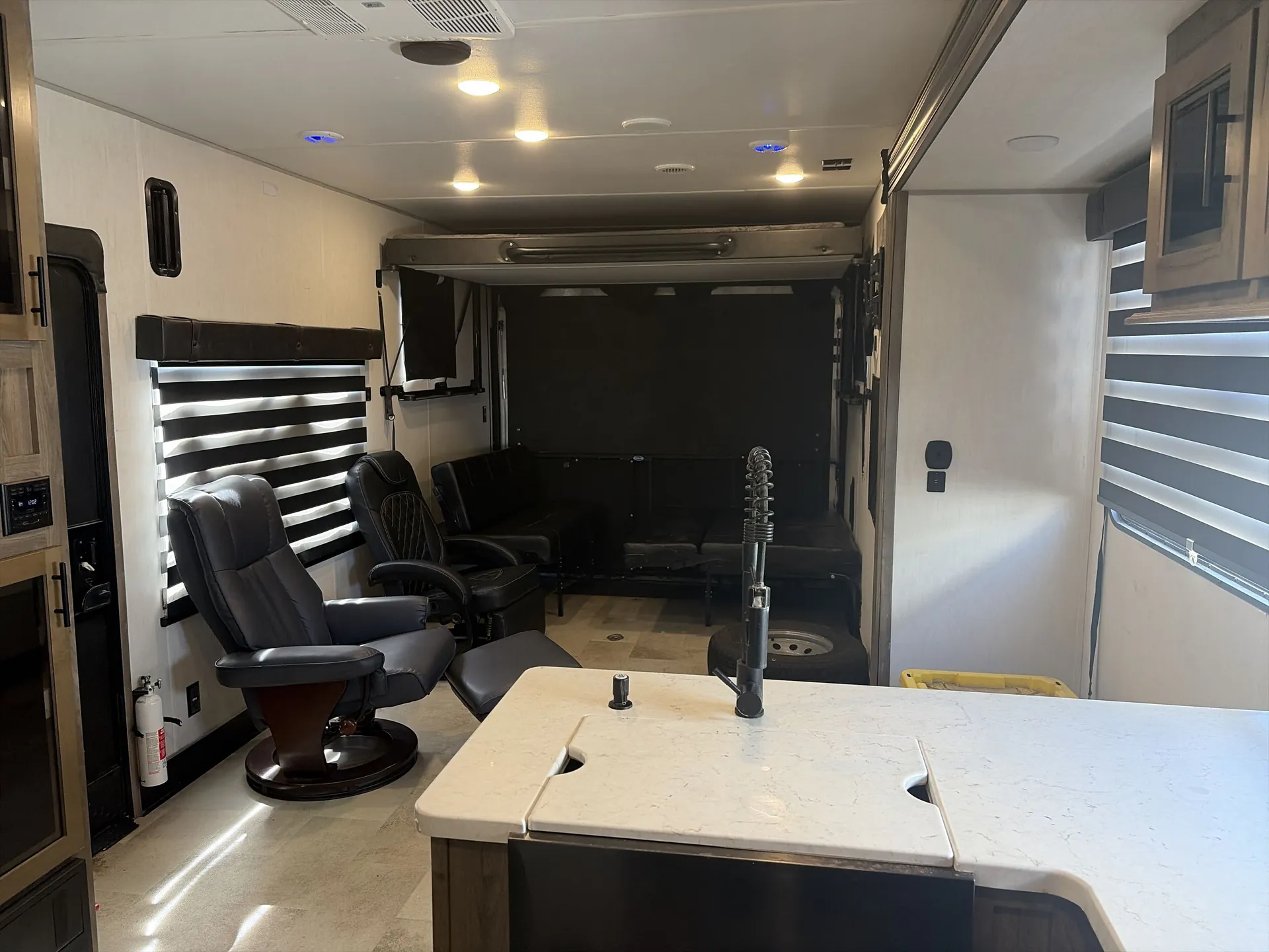2021 Forest River Vengeance Rogue 29KS — living area main
