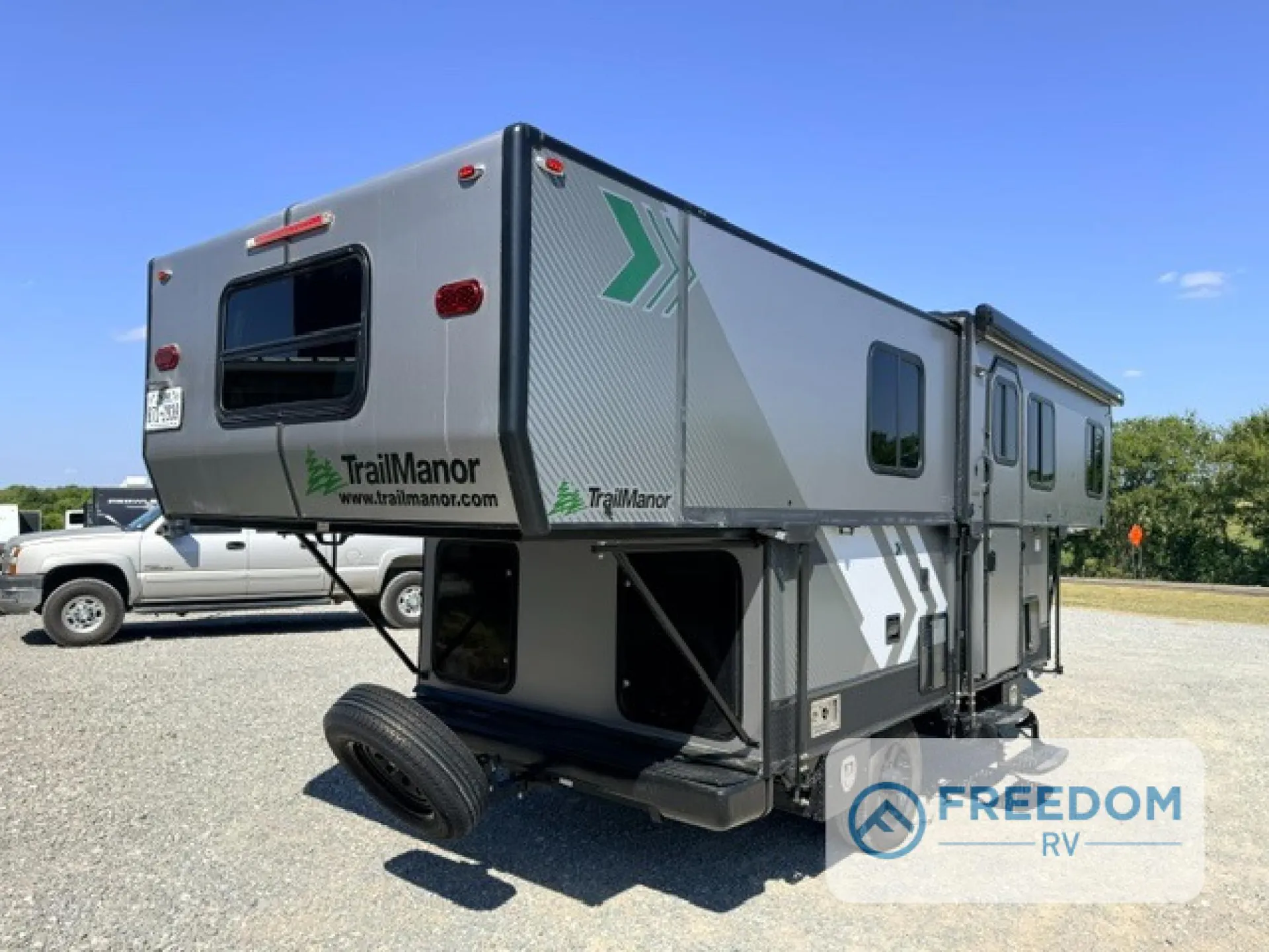 2025 TrailManor 2518 Series 2518KB - Photo 4