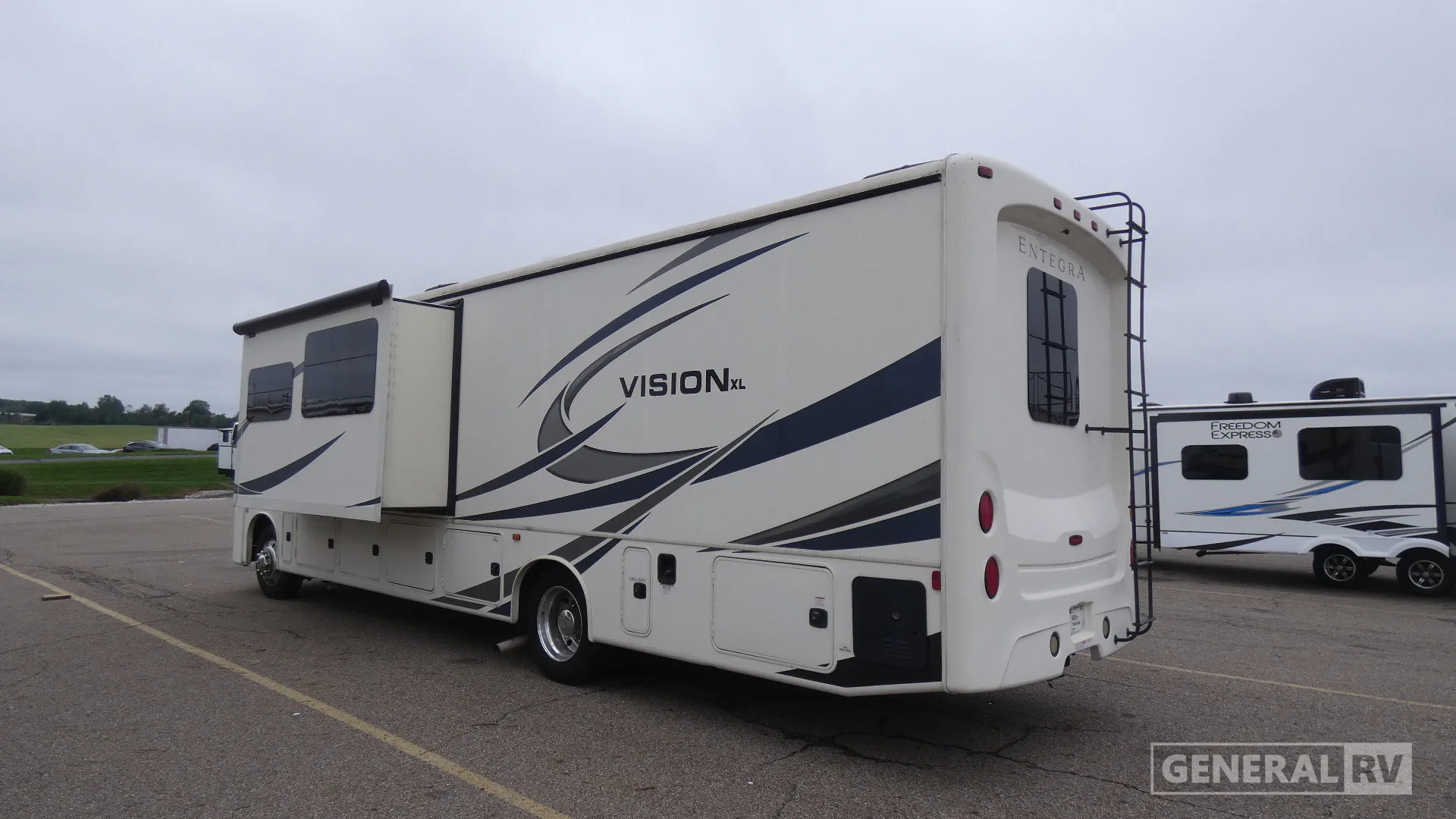 2021 Entegra Coach Vision XL 34G - Photo 4
