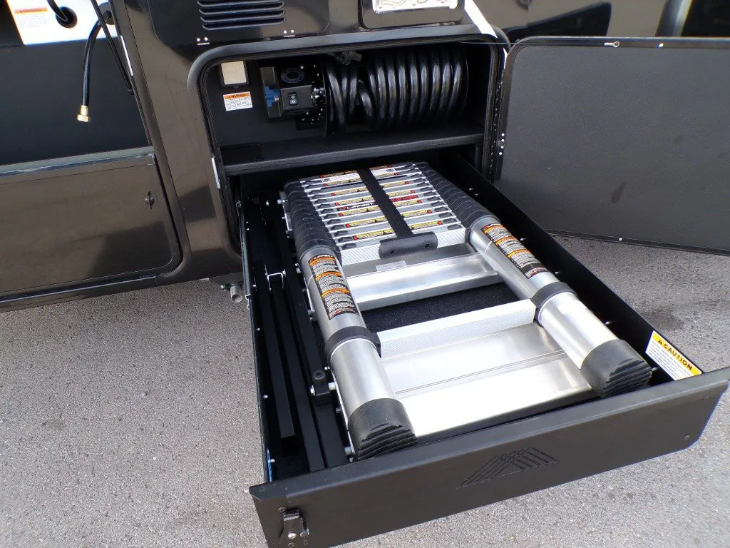 2026 Brinkley Model G 3520, Photos photo 14