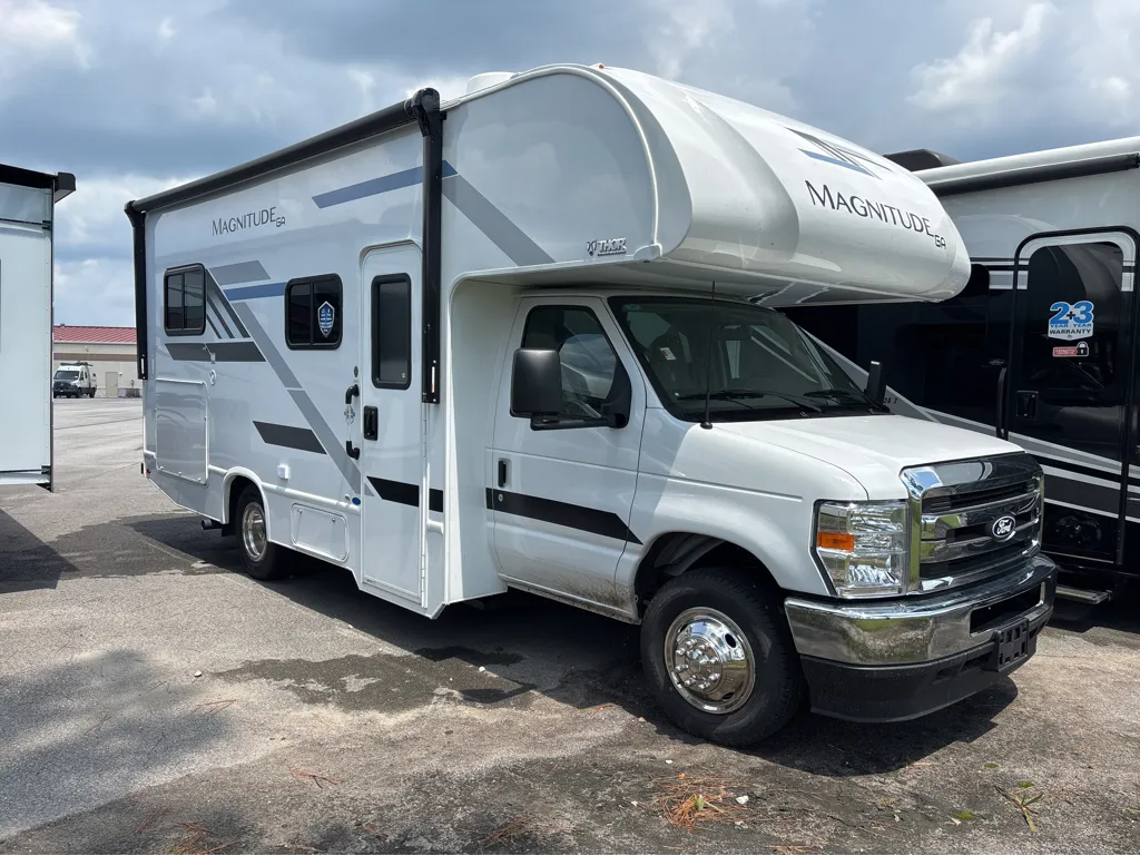 2026 Thor Motor Coach Magnitude GA21 - Main photo