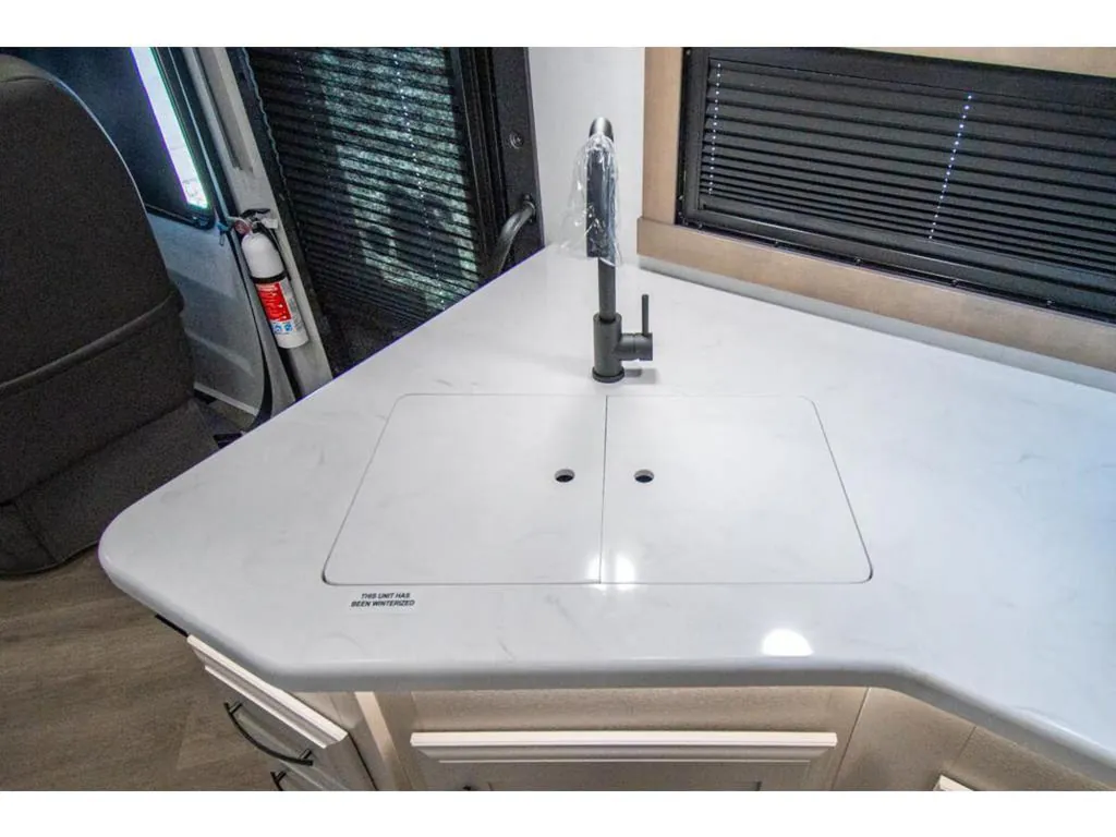 2027 Entegra Coach Emblem 36U, Photos photo 17