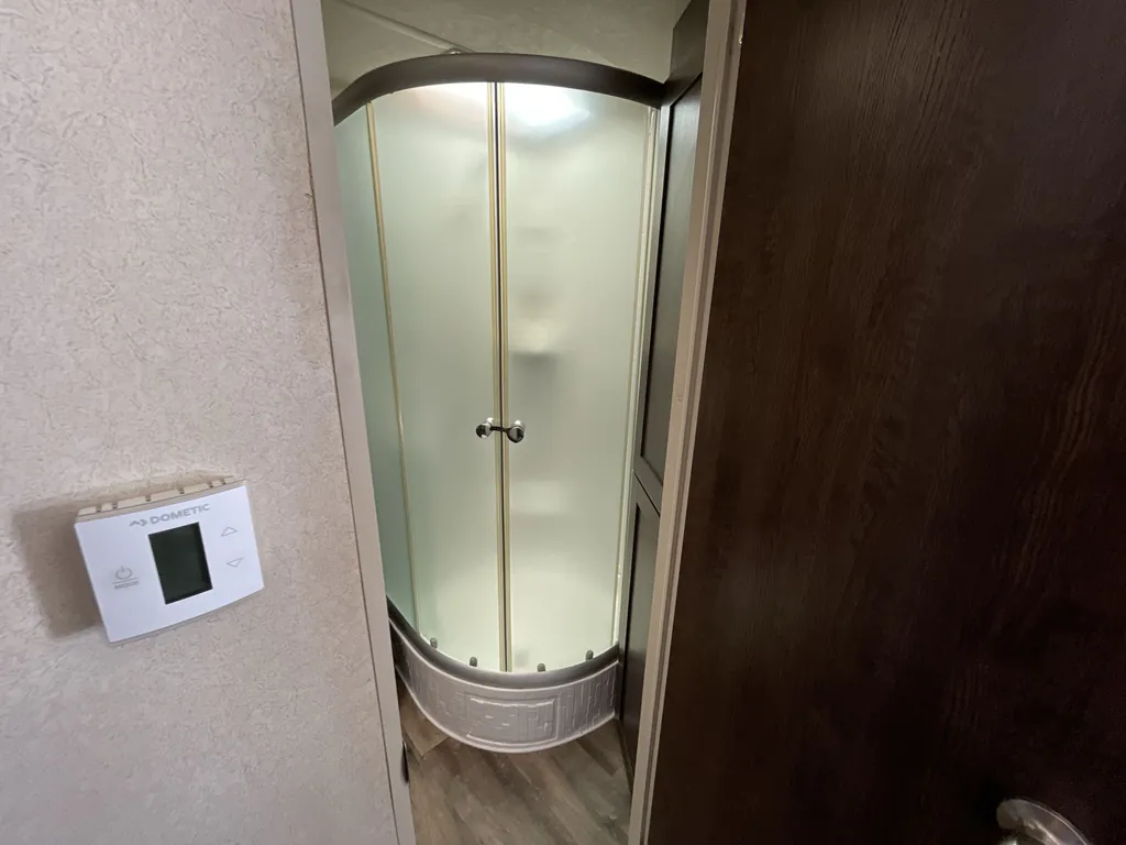 2018 Forest River Wildwood X-Lite 233RBXL, Photos photo 8