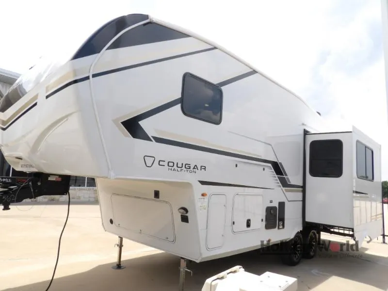 2026 Keystone RV Cougar Half-Ton 23MLE - Photo 4