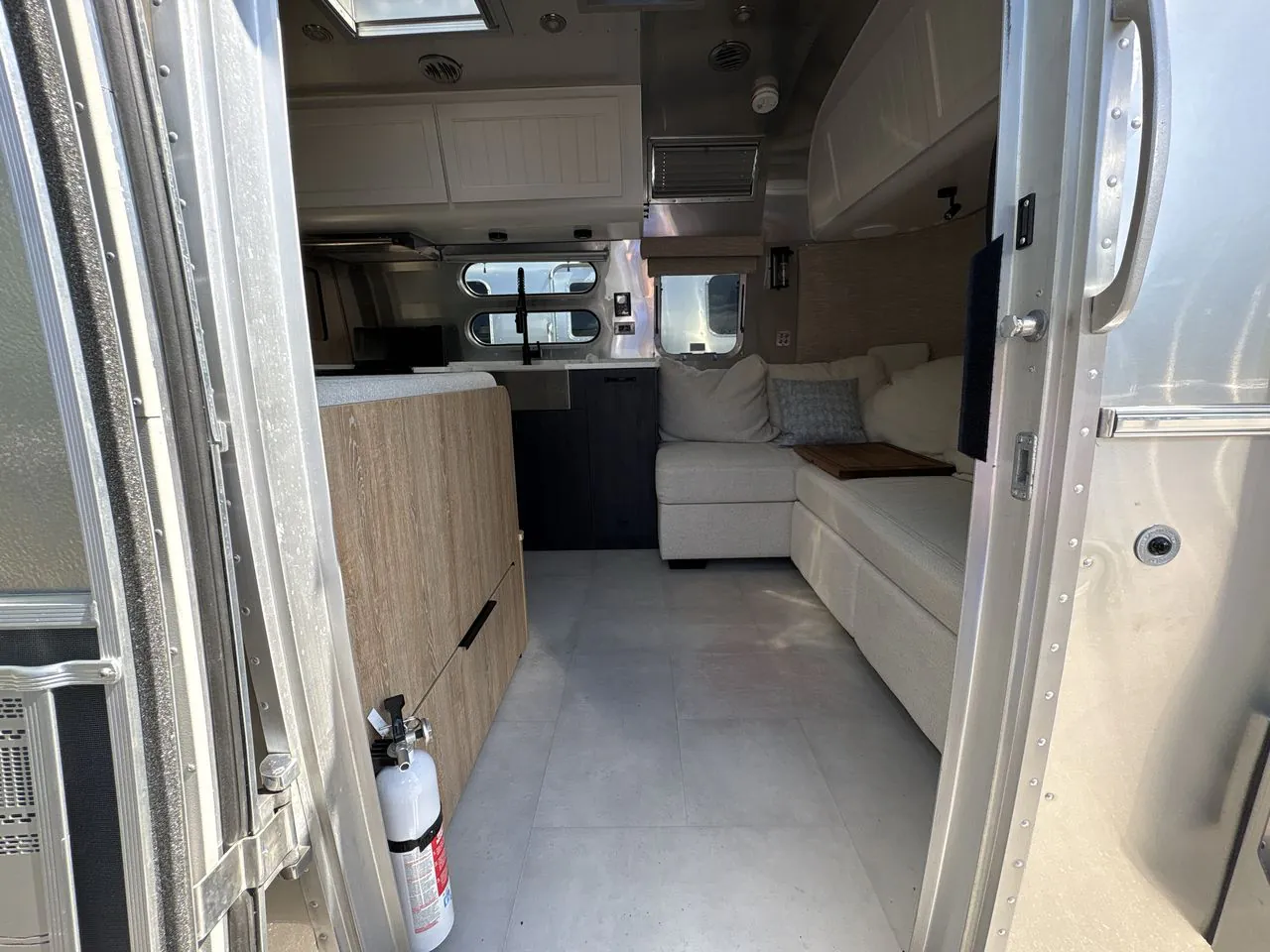 2022 Airstream Pottery Barn 28RB - Photo 3