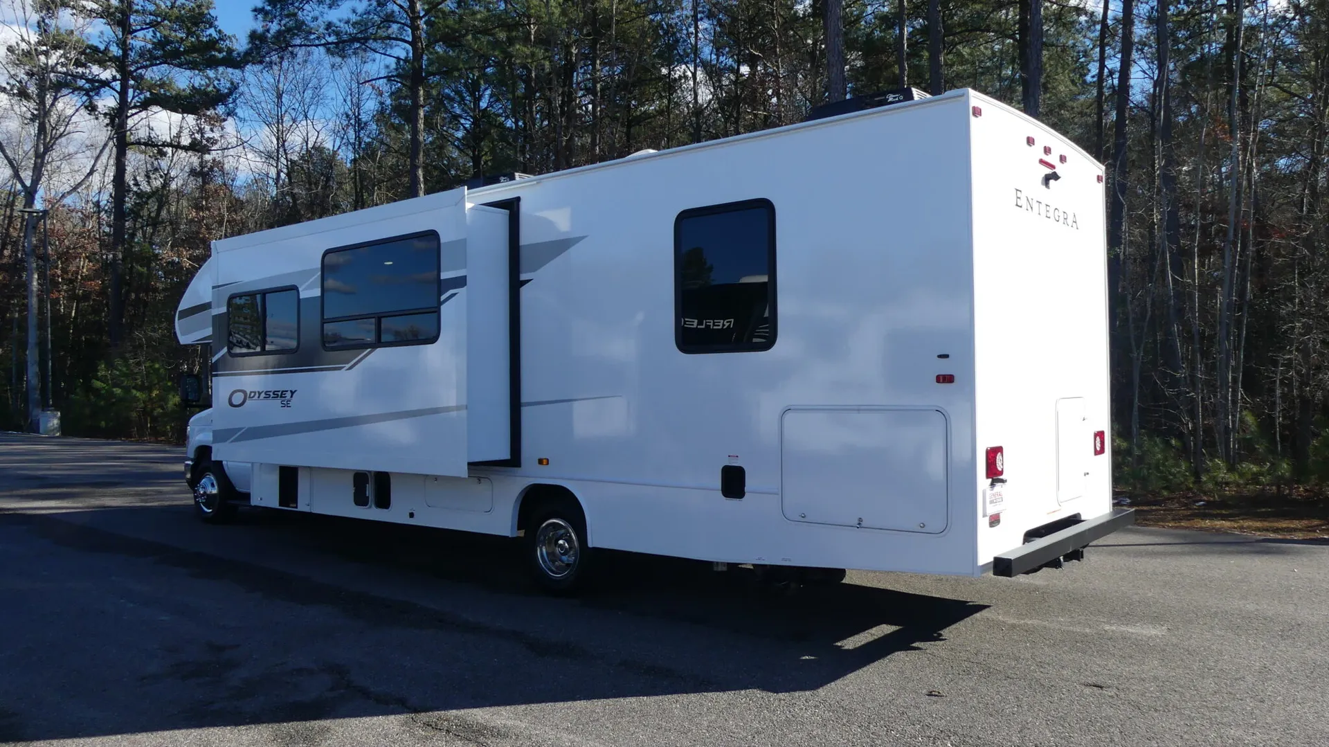 2026 Entegra Coach Odyssey 29K - Photo 4