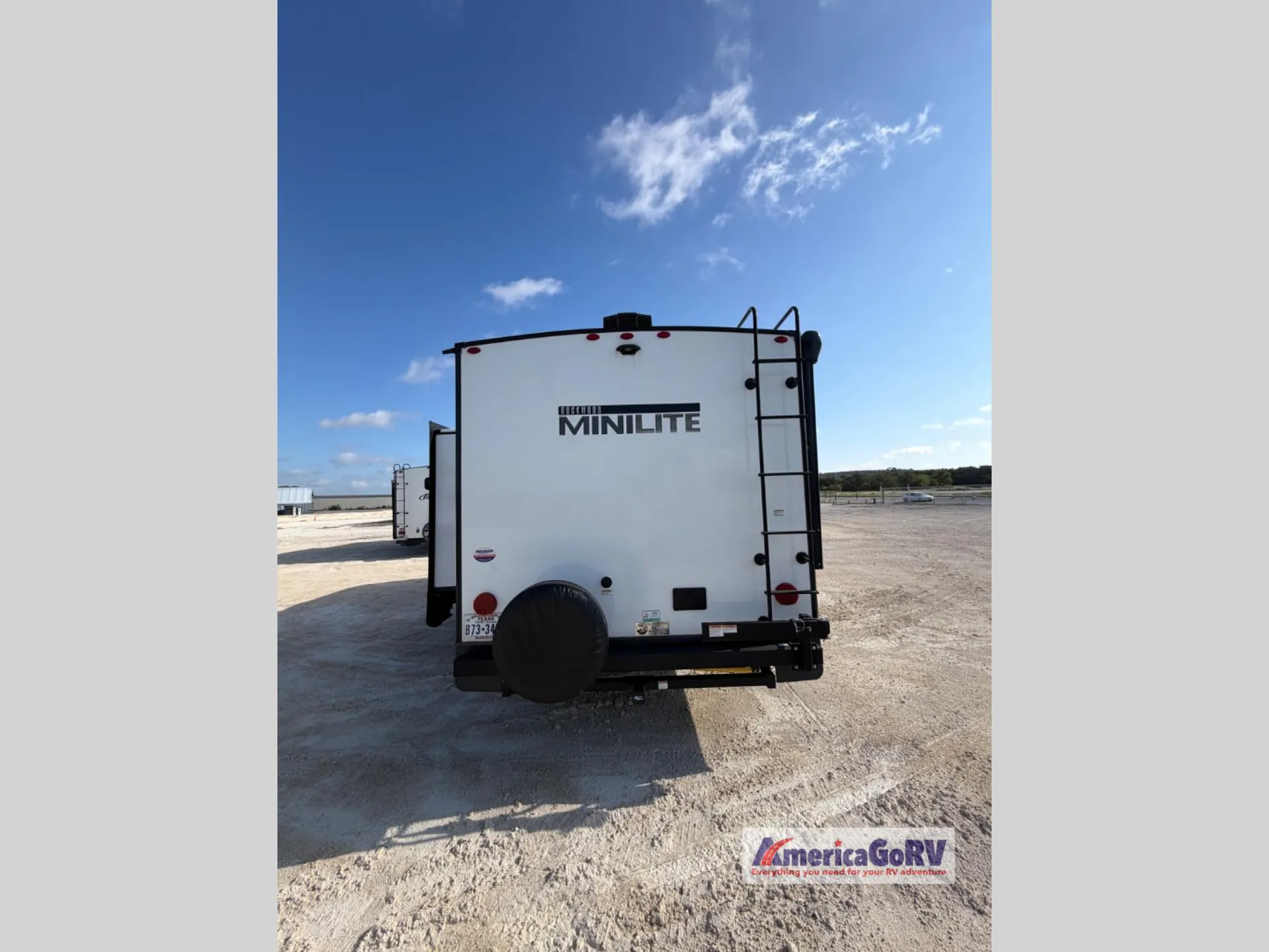 2025 Forest River Rockwood Mini Lite 2513S — Photo 7
