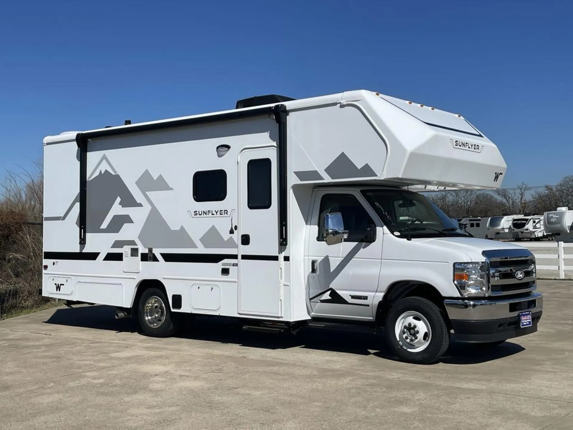2027 Winnebago Sunflyer 22RS - Photo 2