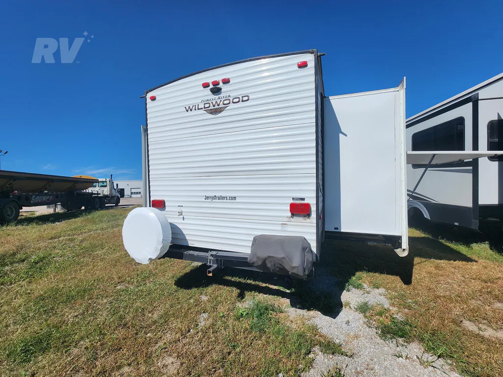 2019 Forest River Wildwood 31KQBTS, Photos photo 8