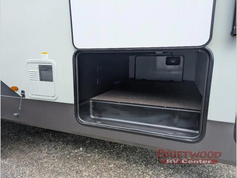 2027 Forest River Rockwood Signature 301RK - Photo 4