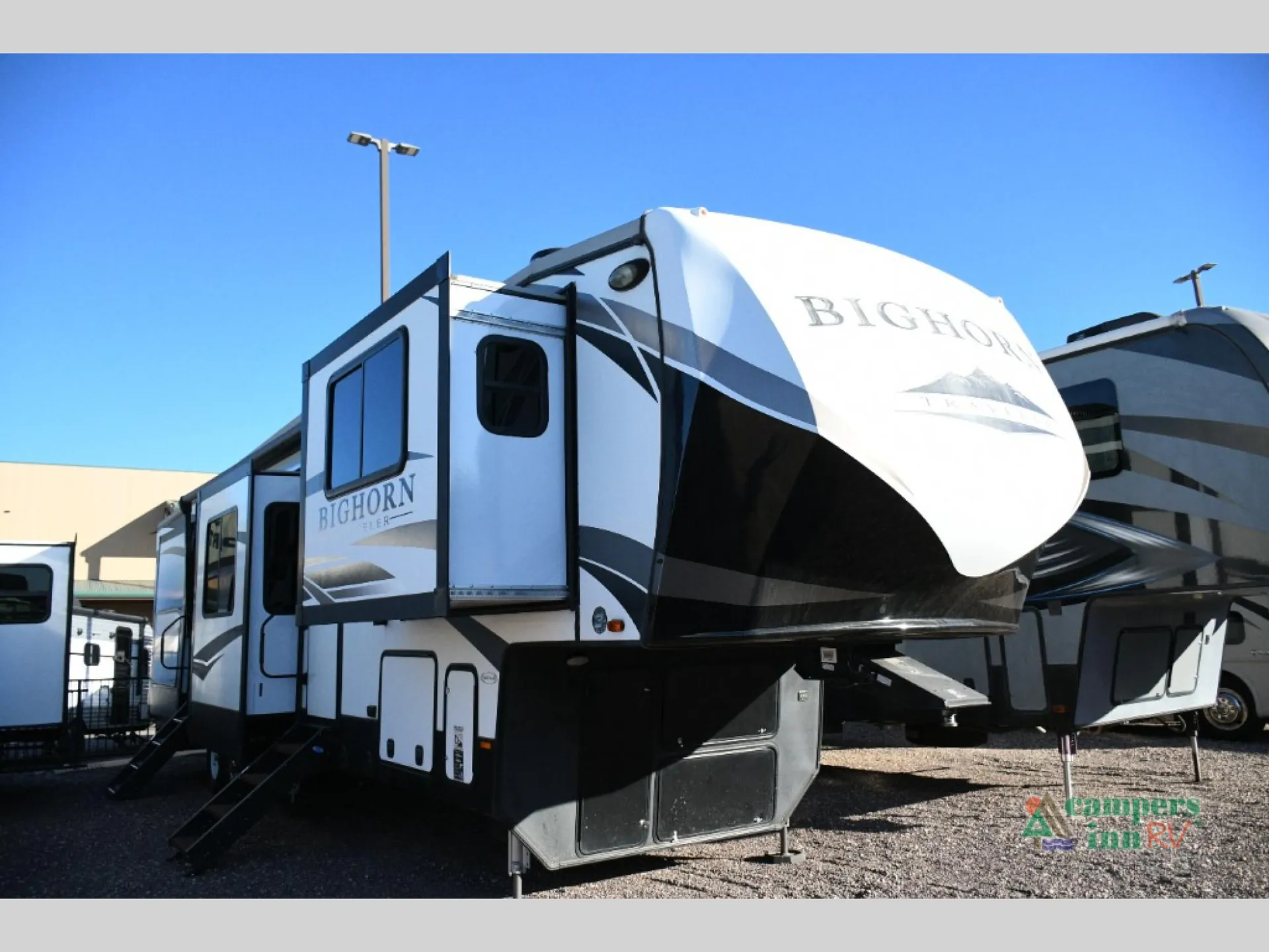 2021 Heartland Bighorn 38FL - Photo 2