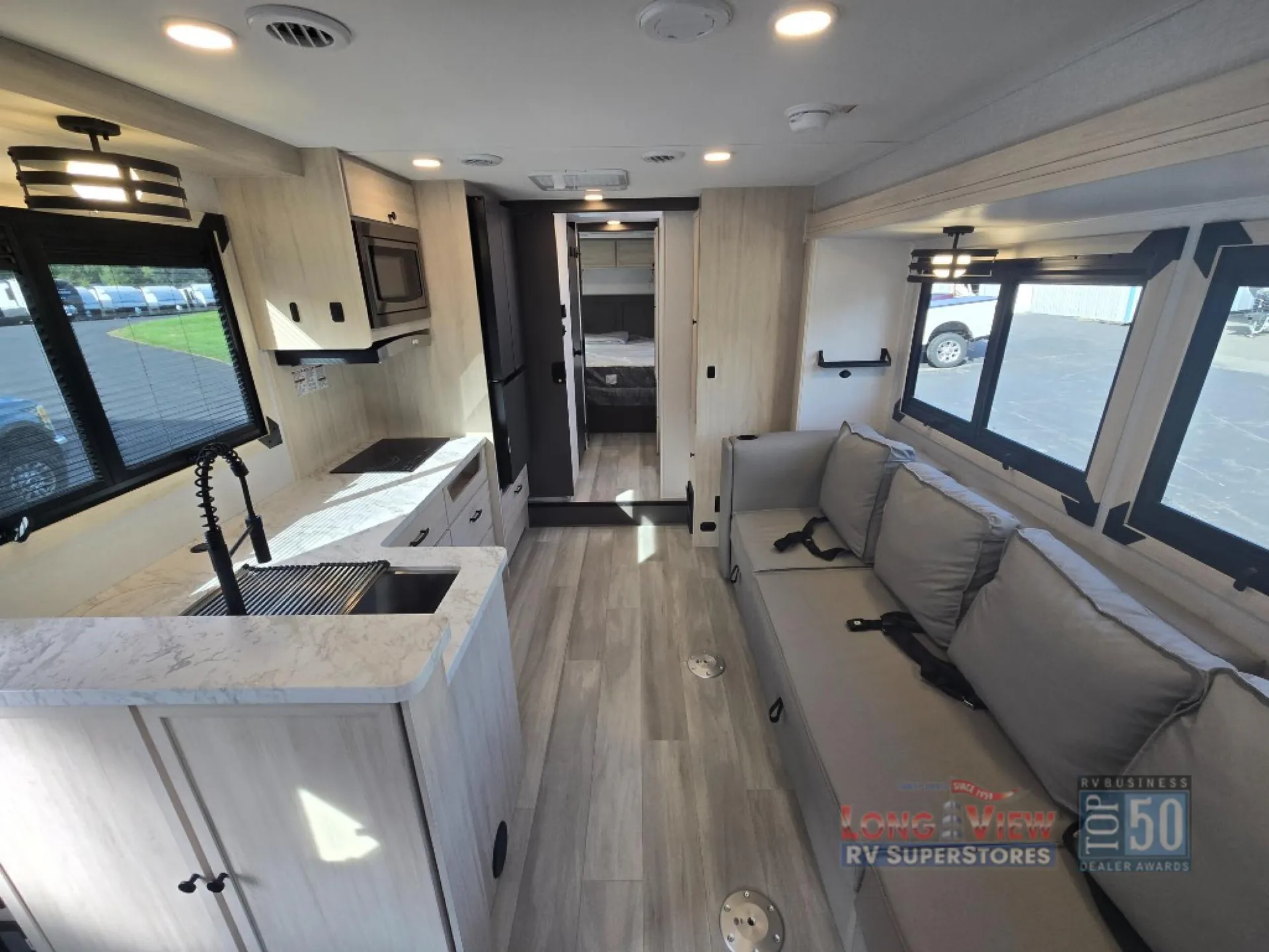2027 Forest River Sunseeker 3150S — Photo 6