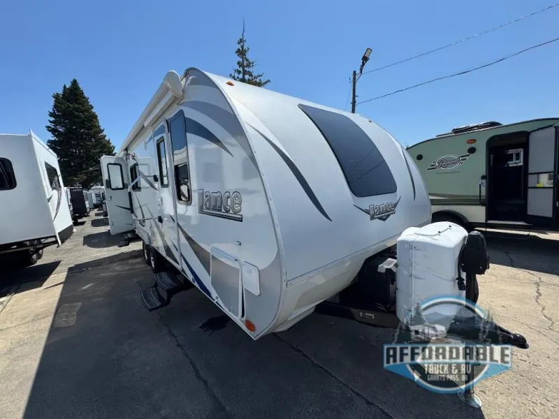2015 Lance Lance Travel Trailers Used    2285 - Photo 2
