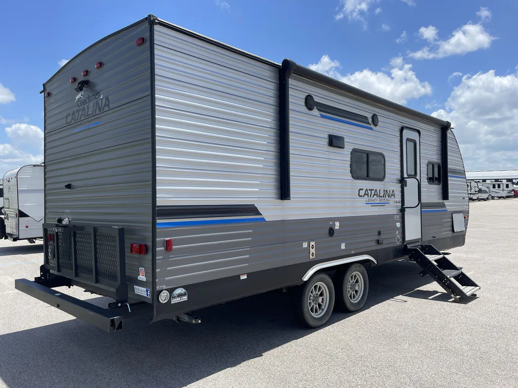 2023 Coachmen Catalina Legacy Edition 243RBS, Photos photo 5