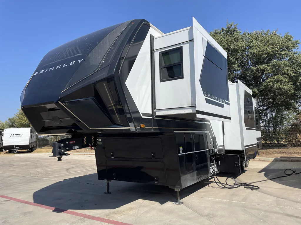 2024 Brinkley Model G 4000, Photos photo 6