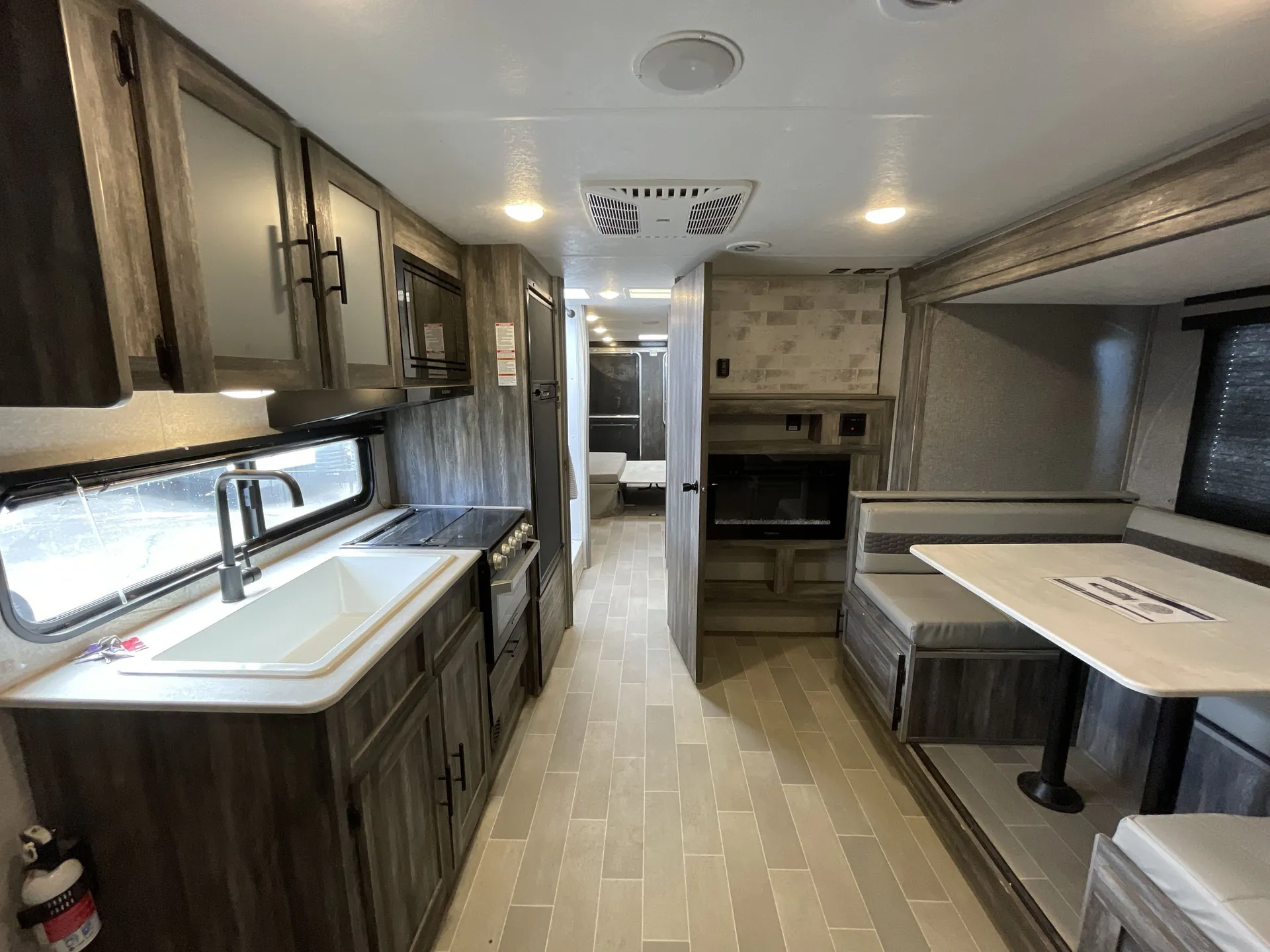 2021 Forest River Wildwood FSX 280RT — living area main