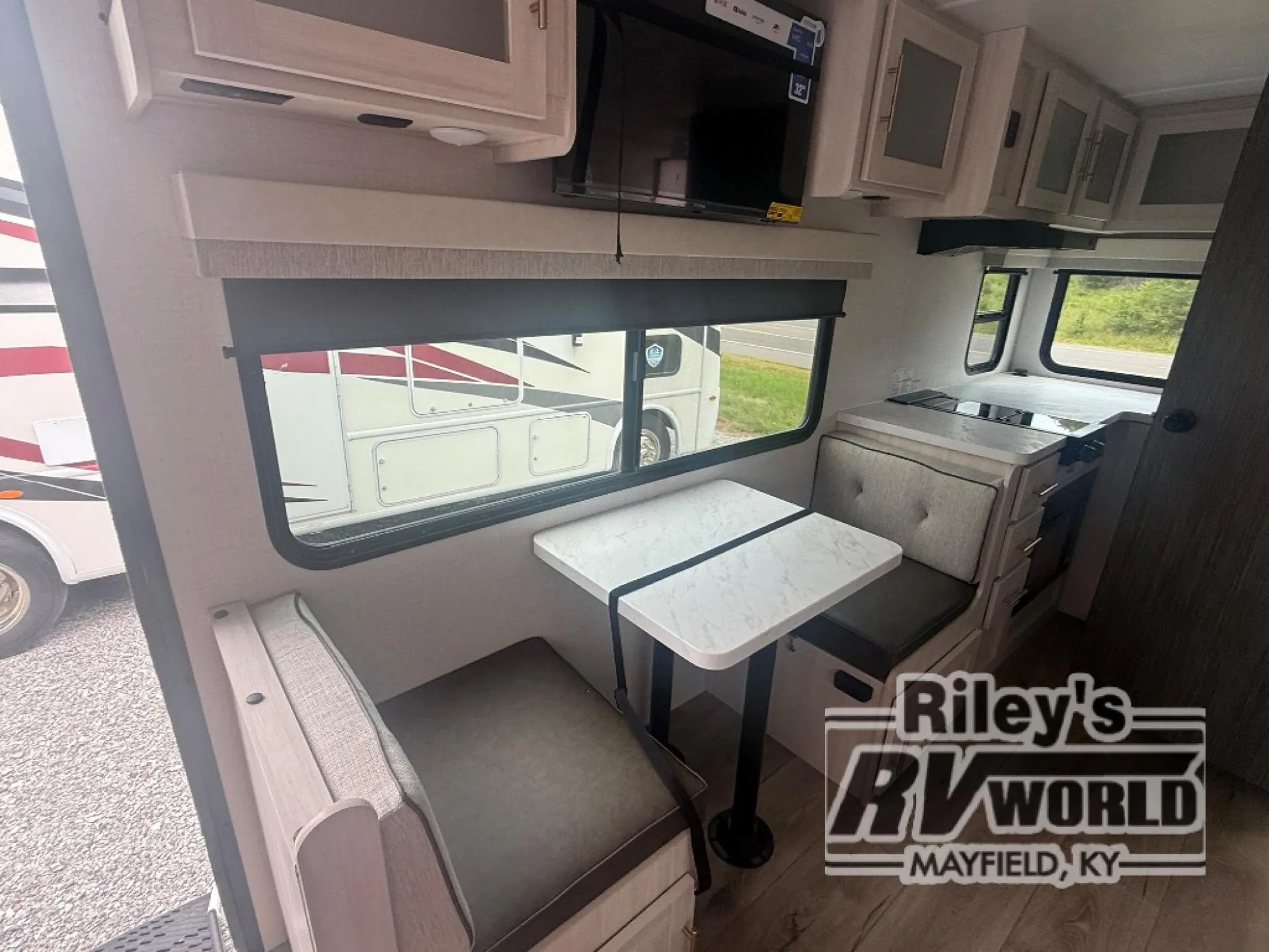 2027 Forest River R-Pod RP-205 — Photo 5