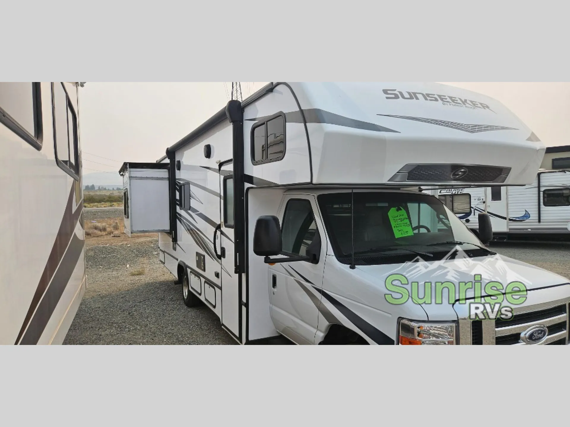 2024 Forest River Sunseeker LE 2550DSLE - Photo 3