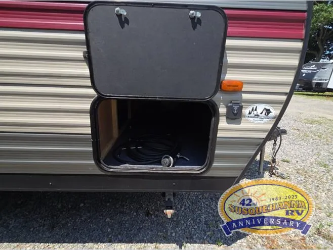 2018 Forest River RV Cherokee Grey Wolf 25RL - Photo 3